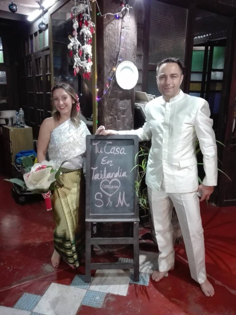 Pareja de novios en Tailandia